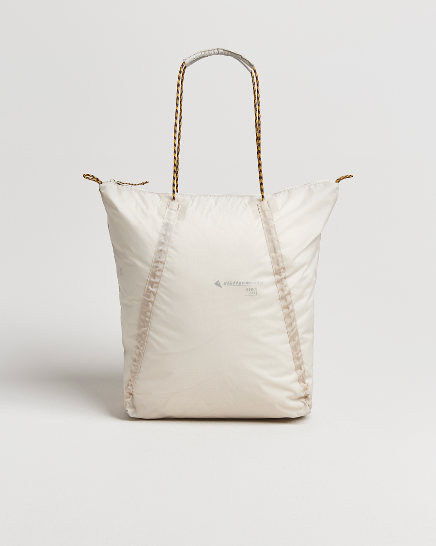 Men | Bags | Klättermusen | Gebo 23L Lightweight Totebag Putty Grey