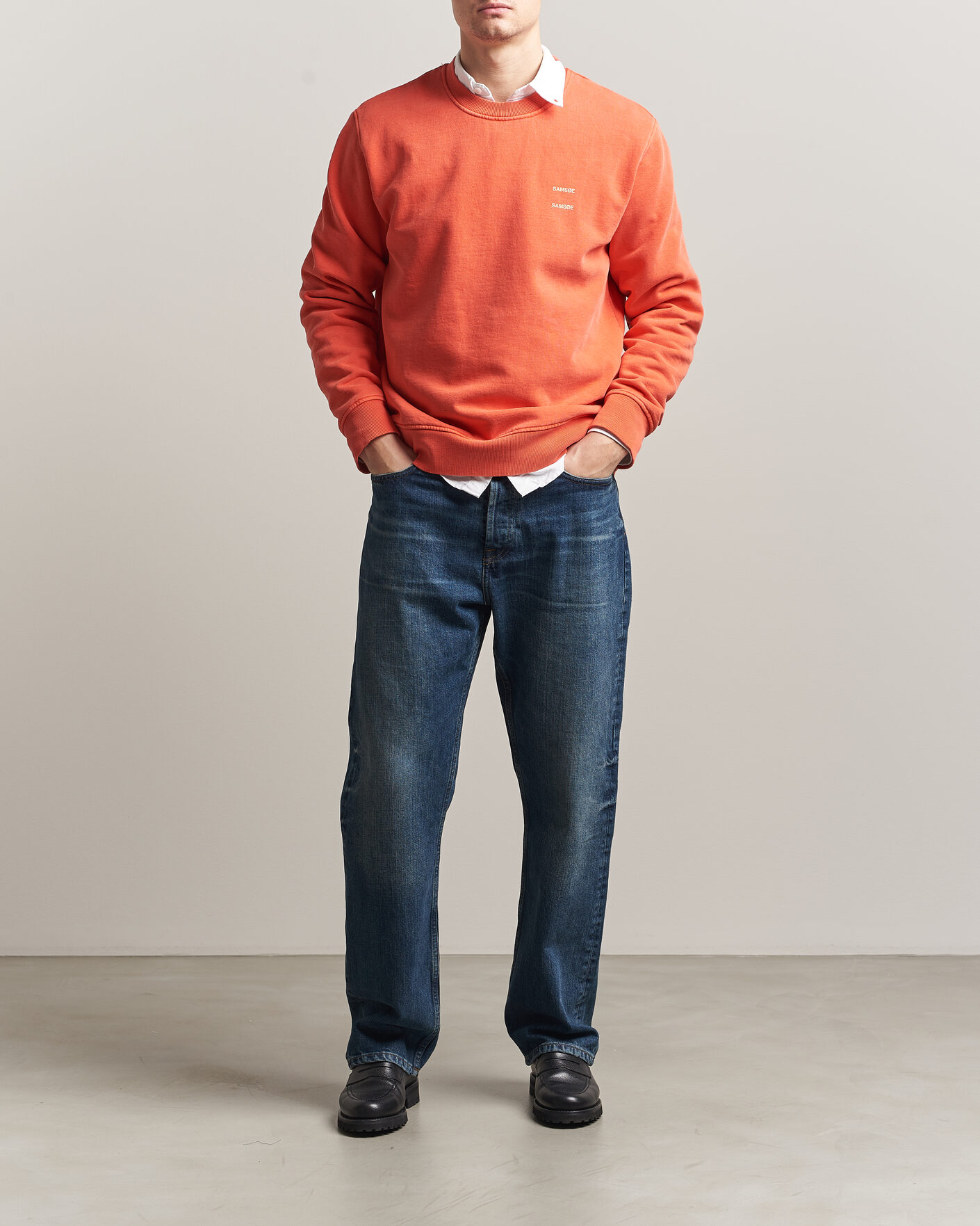Men | Sweaters & Knitwear | Samsøe Samsøe | Joel Washed Organic Cotton Sweatshirt Aurora Red