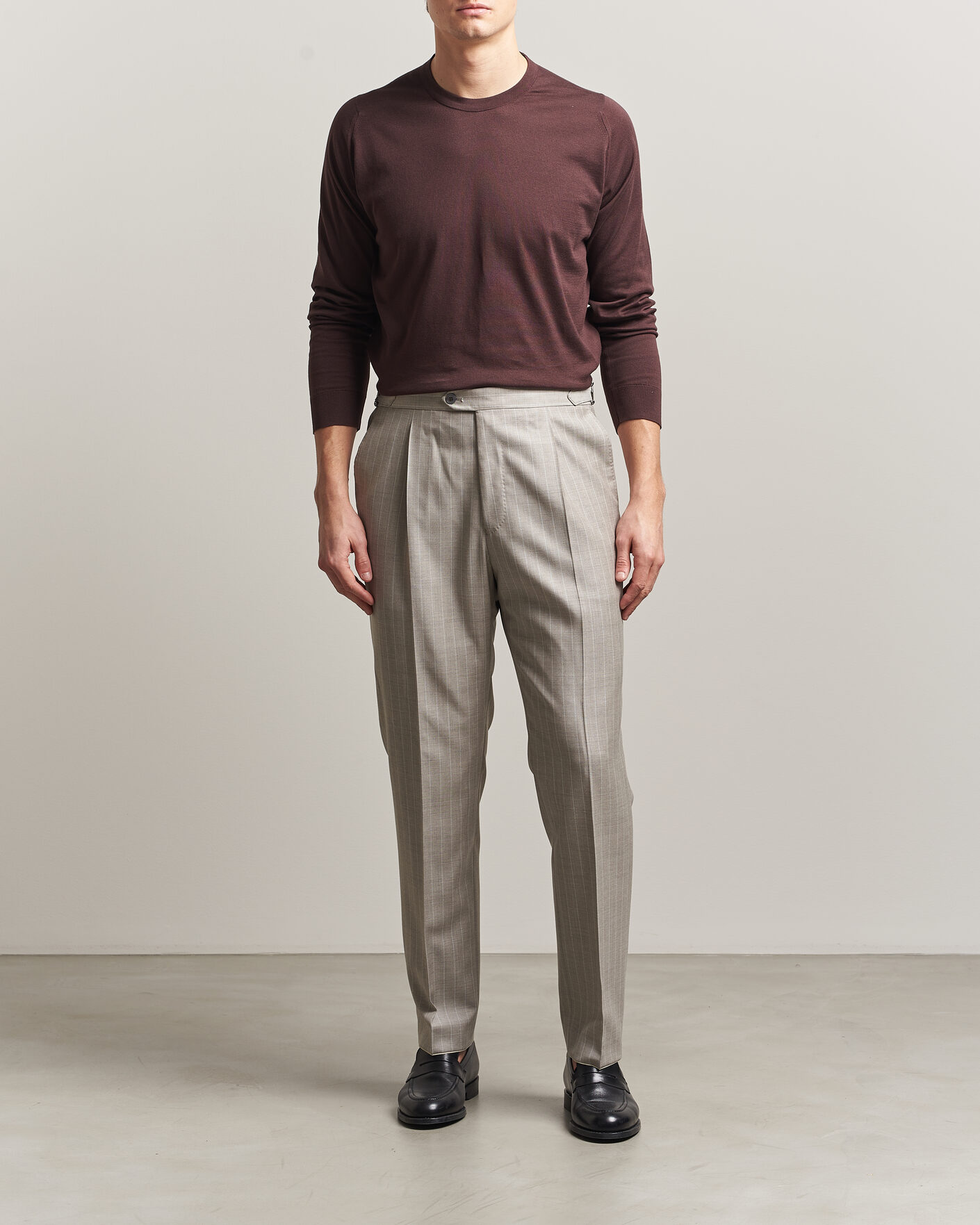 Men | Sweaters & Knitwear | John Smedley | Rowland Sea Island Crew Neck Pullover Raisin Brown