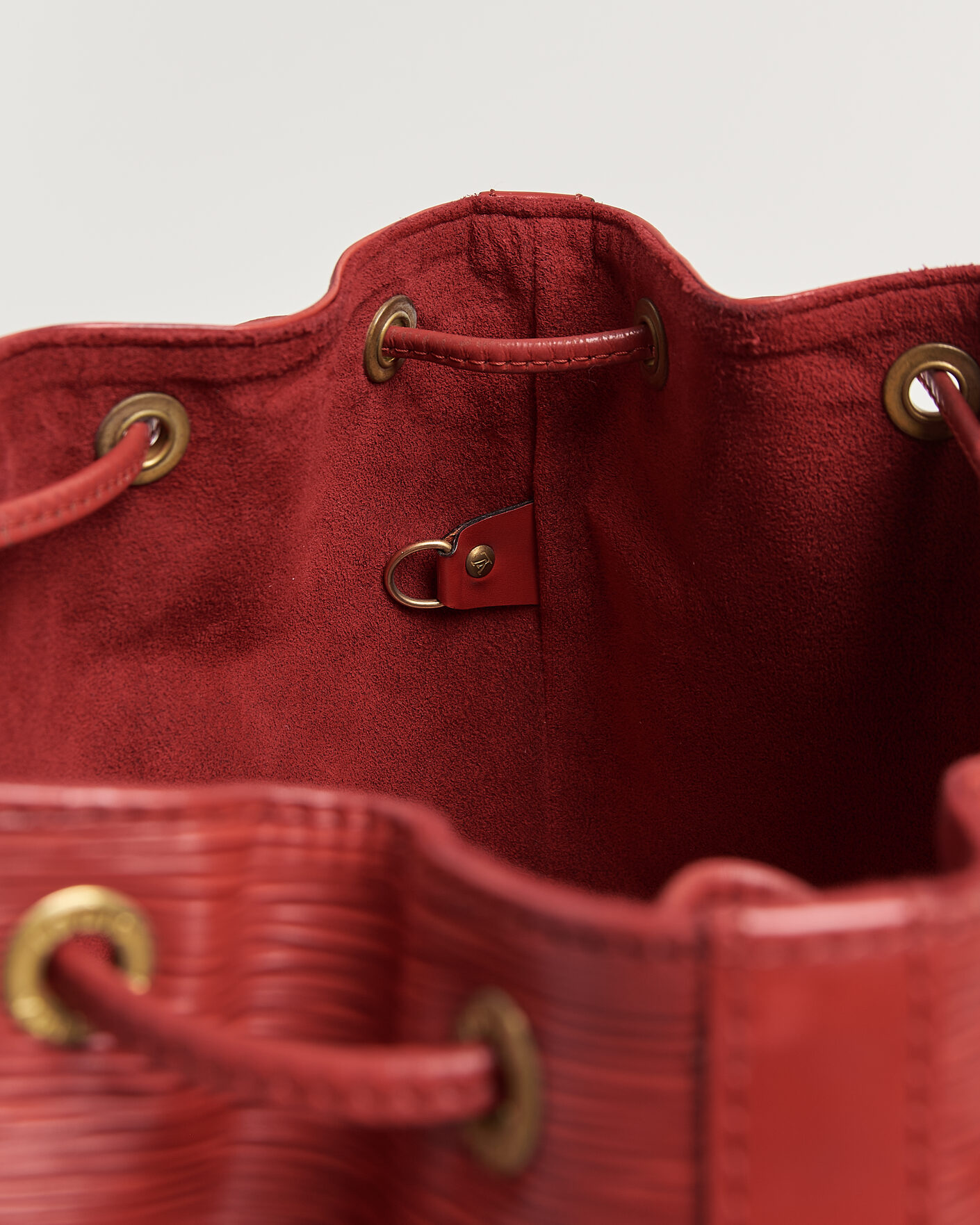 Men | Pre-Owned & Vintage Bags | Louis Vuitton Pre-Owned | Petit Noé Epi Leather Red