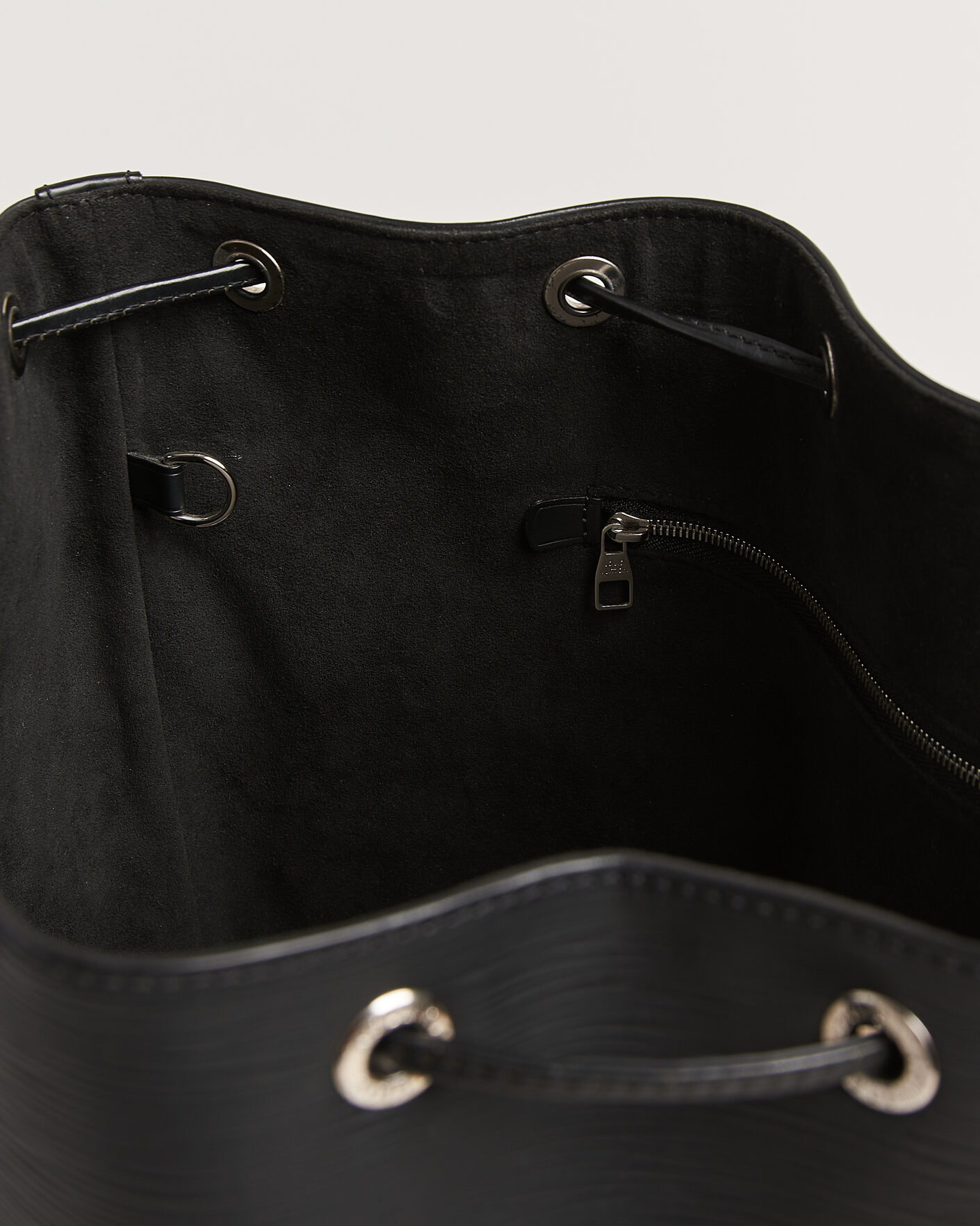 Men | Pre-Owned & Vintage Bags | Louis Vuitton Pre-Owned | Noé Epi Leather Black