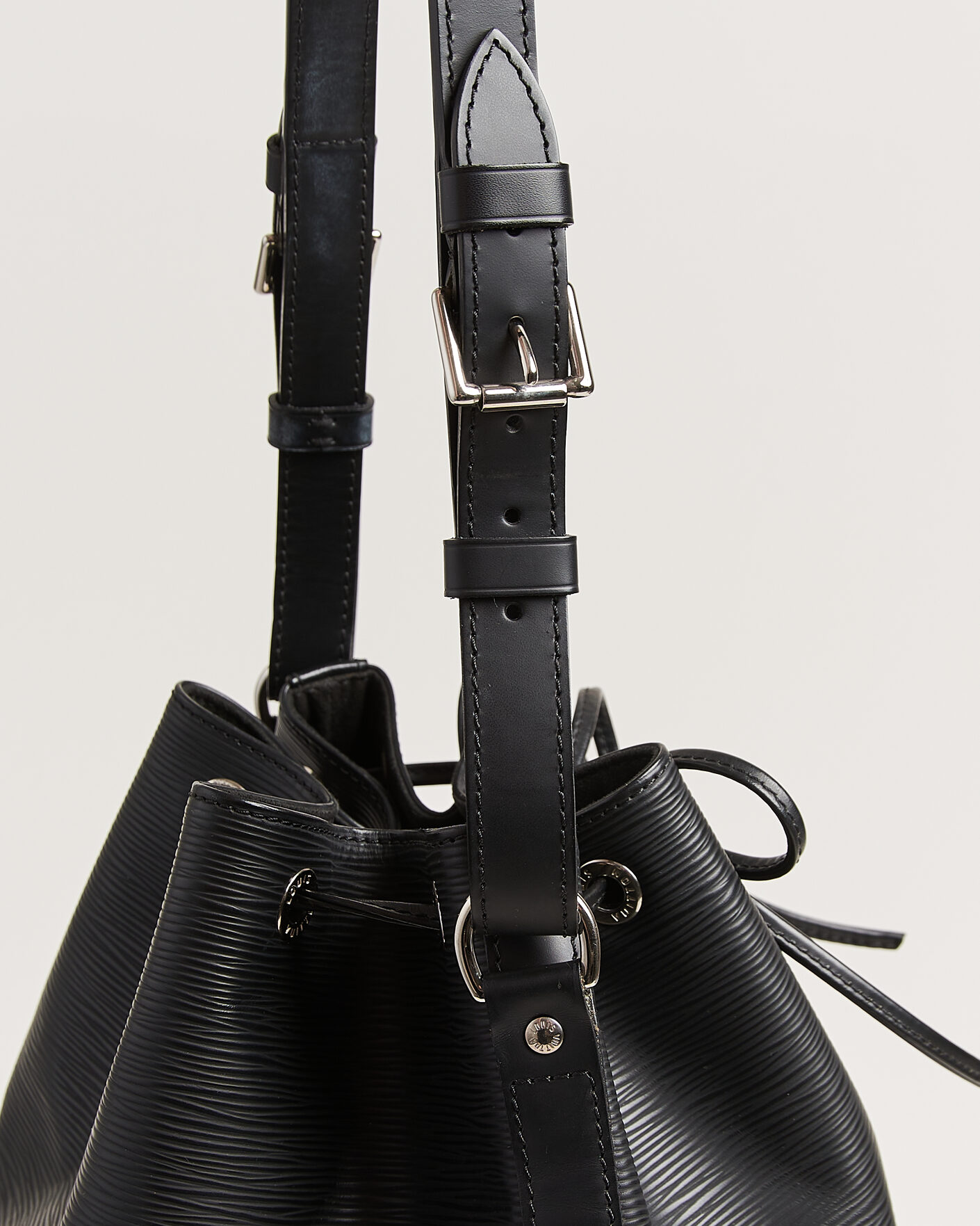Men | Pre-Owned & Vintage Bags | Louis Vuitton Pre-Owned | Noé Epi Leather Black