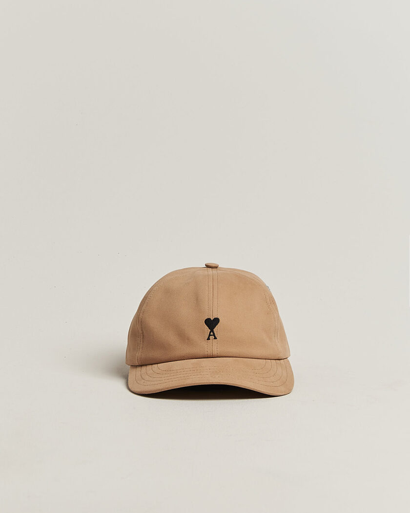 AMI Contrasted Heart Logo Cap Beige Mastic – Beige