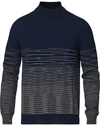  Gradient Wool Turtleneck Navy