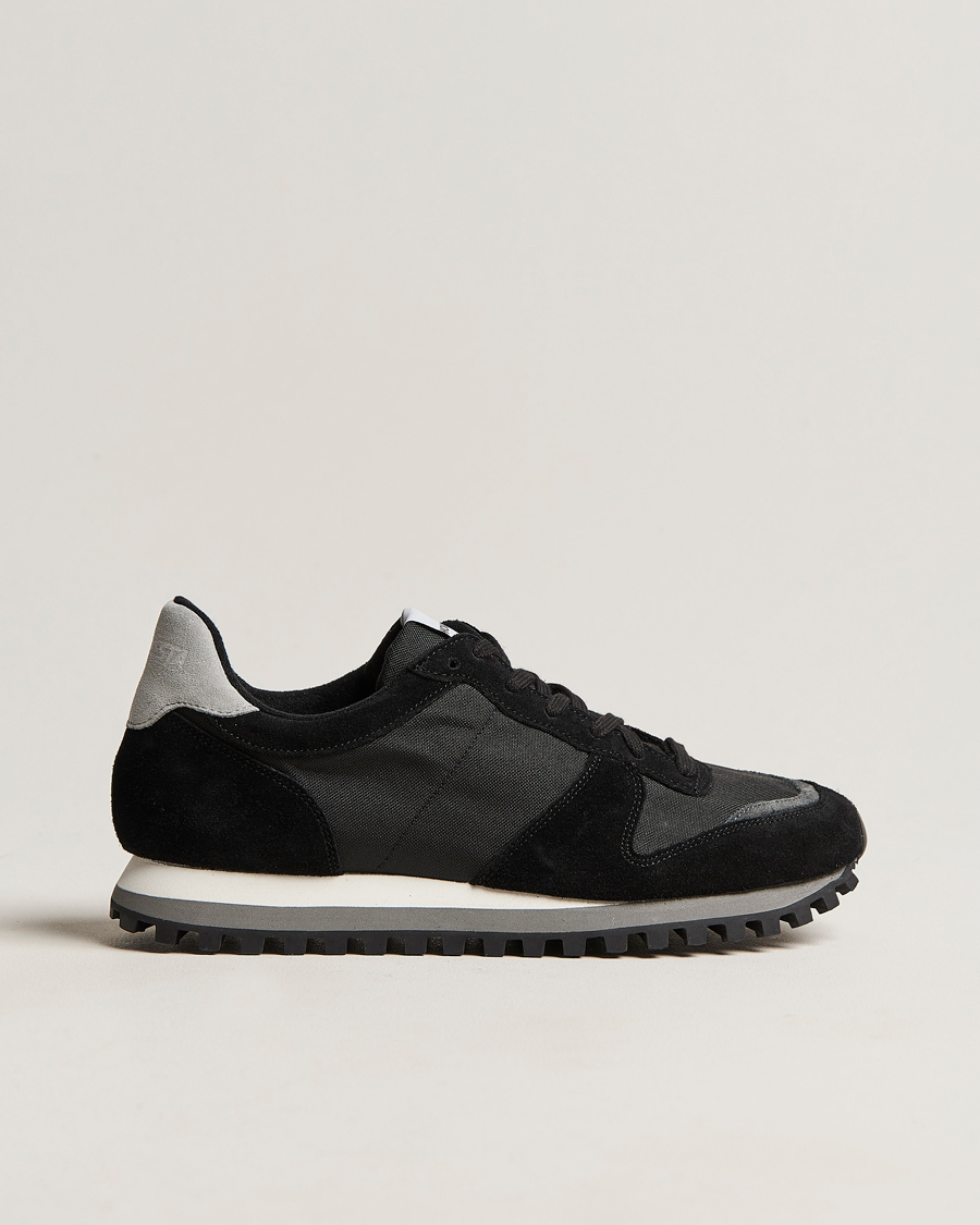 Men | Sneakers | Novesta | Marathon Trail Running Sneaker Black