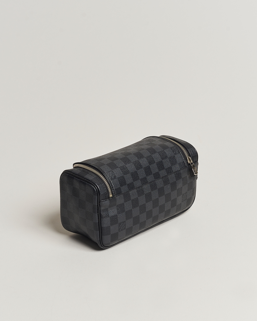 Men | Louis Vuitton Pre-Owned Toiletry Bag Damier Graphite | Louis Vuitton Pre-Owned | Toiletry Bag Damier Graphite