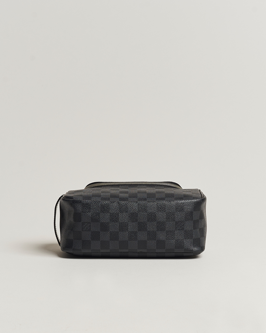 Men | Louis Vuitton Pre-Owned Toiletry Bag Damier Graphite | Louis Vuitton Pre-Owned | Toiletry Bag Damier Graphite