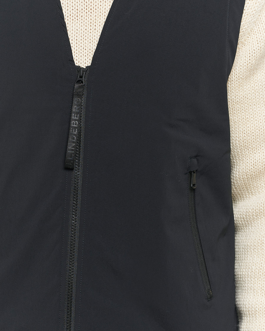Men | Coats & Jackets | J.Lindeberg | Cain Primaloft Padded Vest Black
