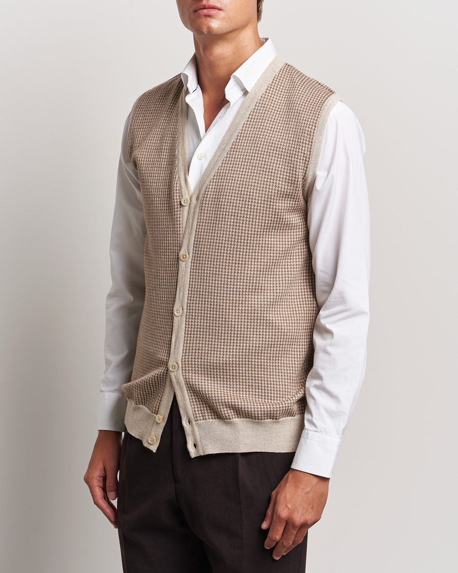 Men | Sweaters & Knitwear | Stenströms | Pepita Merino Wool Vest Brown